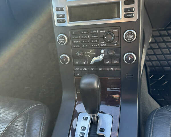 Белый Вольво С80, объемом двигателя 3 л и пробегом 238 тыс. км за 10599 $, фото 19 на Automoto.ua