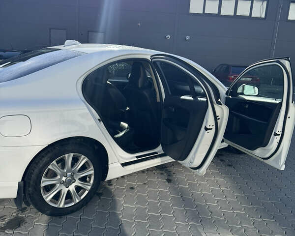 Белый Вольво С80, объемом двигателя 3 л и пробегом 238 тыс. км за 10599 $, фото 24 на Automoto.ua