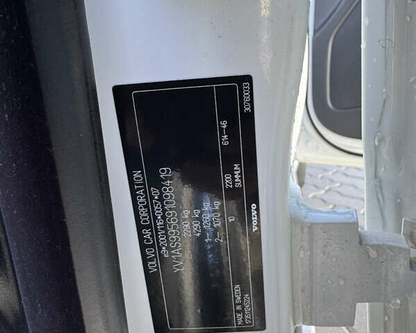 Белый Вольво С80, объемом двигателя 3 л и пробегом 238 тыс. км за 10599 $, фото 7 на Automoto.ua