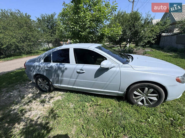 Белый Вольво С80, объемом двигателя 2.95 л и пробегом 161 тыс. км за 7500 $, фото 4 на Automoto.ua