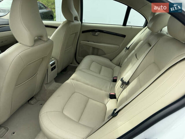 Белый Вольво С80, объемом двигателя 2 л и пробегом 200 тыс. км за 13700 $, фото 22 на Automoto.ua