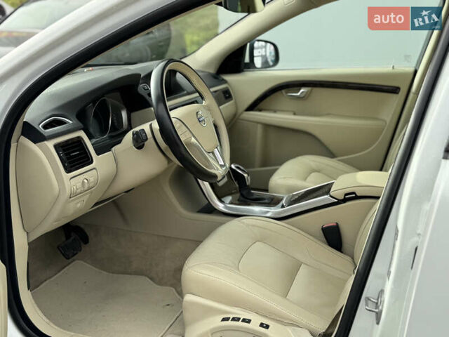 Белый Вольво С80, объемом двигателя 2 л и пробегом 200 тыс. км за 13700 $, фото 13 на Automoto.ua