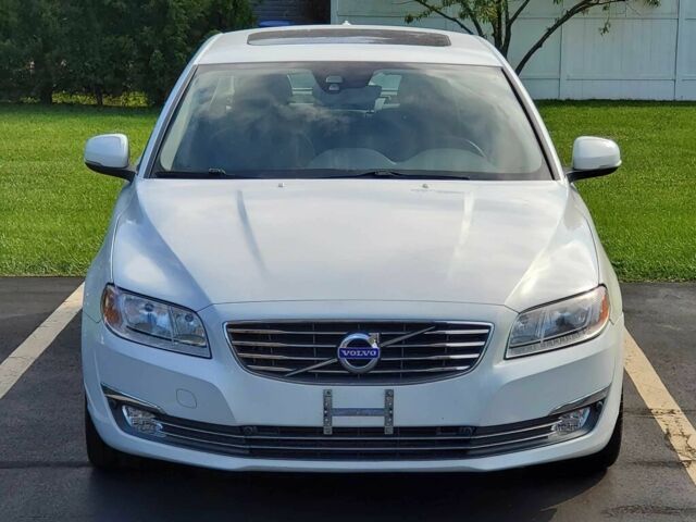 Білий Вольво S80, об'ємом двигуна 2 л та пробігом 107 тис. км за 3206 $, фото 1 на Automoto.ua