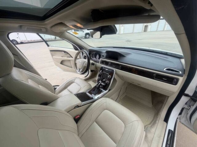 Білий Вольво S80, об'ємом двигуна 2 л та пробігом 80 тис. км за 3200 $, фото 6 на Automoto.ua