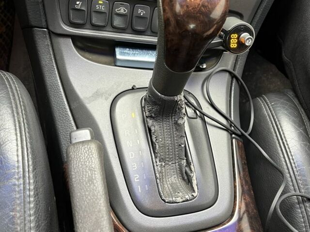 Бежевый Вольво С80, объемом двигателя 2.9 л и пробегом 234 тыс. км за 2350 $, фото 12 на Automoto.ua