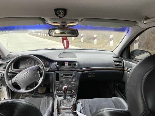 Бежевый Вольво С80, объемом двигателя 2.9 л и пробегом 234 тыс. км за 2350 $, фото 7 на Automoto.ua