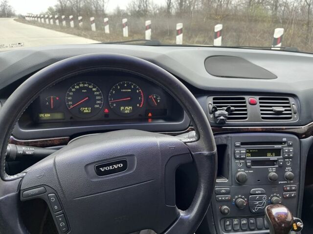 Бежевый Вольво С80, объемом двигателя 2.9 л и пробегом 234 тыс. км за 2350 $, фото 11 на Automoto.ua