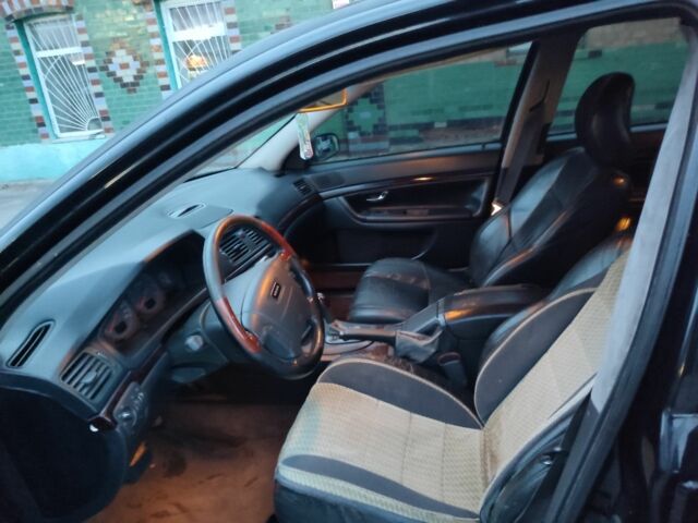 Чорний Вольво S80, об'ємом двигуна 2.8 л та пробігом 300 тис. км за 2500 $, фото 5 на Automoto.ua