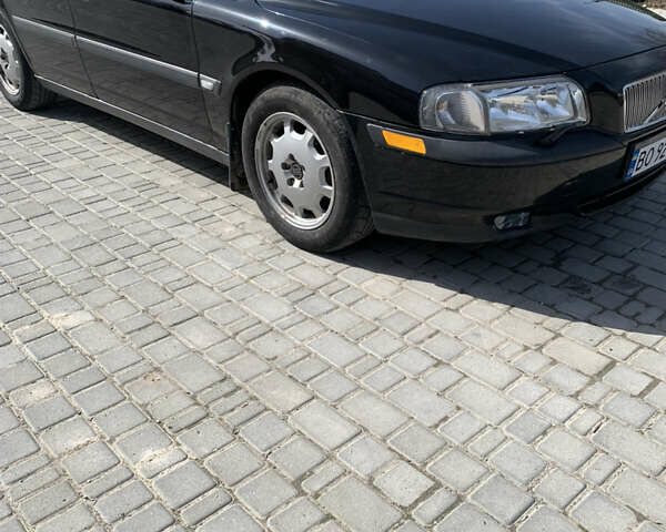 Черный Вольво С80, объемом двигателя 2.46 л и пробегом 278 тыс. км за 3900 $, фото 12 на Automoto.ua