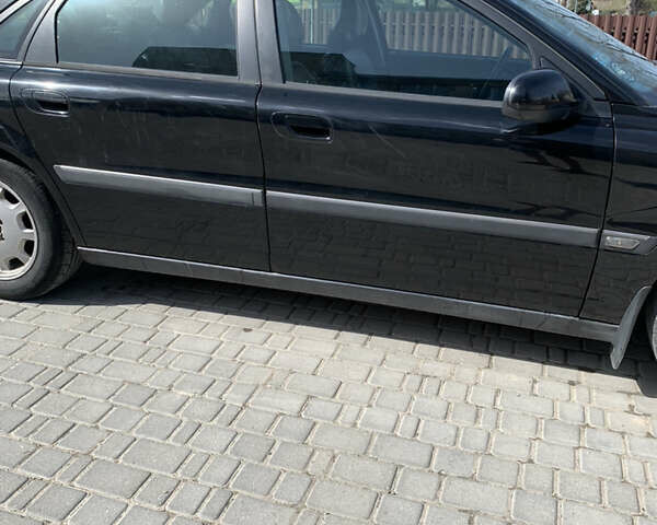 Черный Вольво С80, объемом двигателя 2.46 л и пробегом 278 тыс. км за 3900 $, фото 10 на Automoto.ua