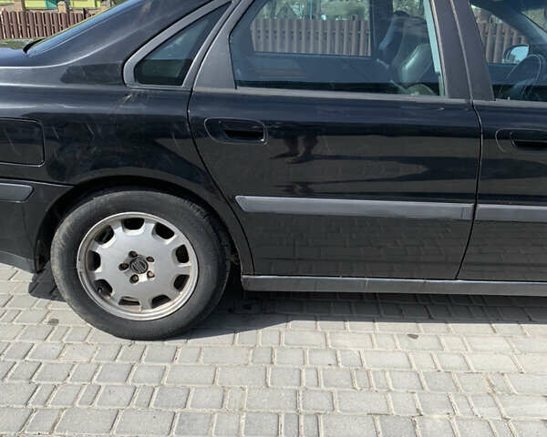 Черный Вольво С80, объемом двигателя 2.46 л и пробегом 278 тыс. км за 3900 $, фото 9 на Automoto.ua