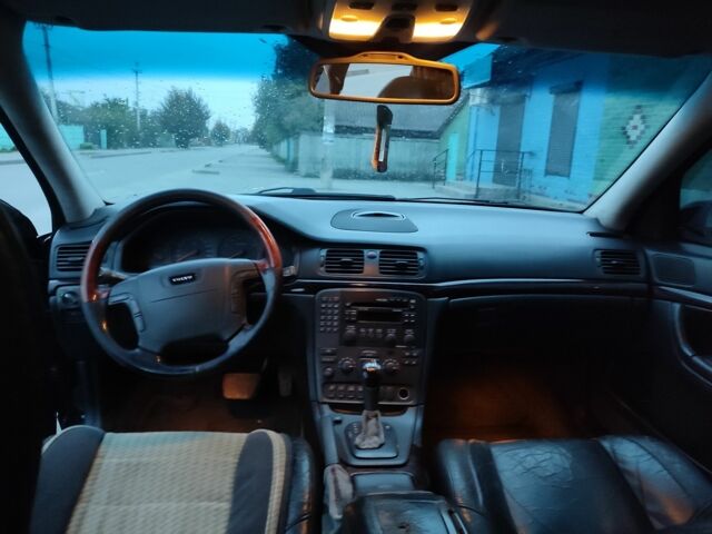 Чорний Вольво S80, об'ємом двигуна 2.8 л та пробігом 300 тис. км за 2500 $, фото 7 на Automoto.ua