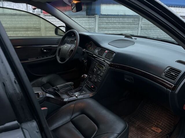 Черный Вольво С80, объемом двигателя 2 л и пробегом 400 тыс. км за 2000 $, фото 4 на Automoto.ua