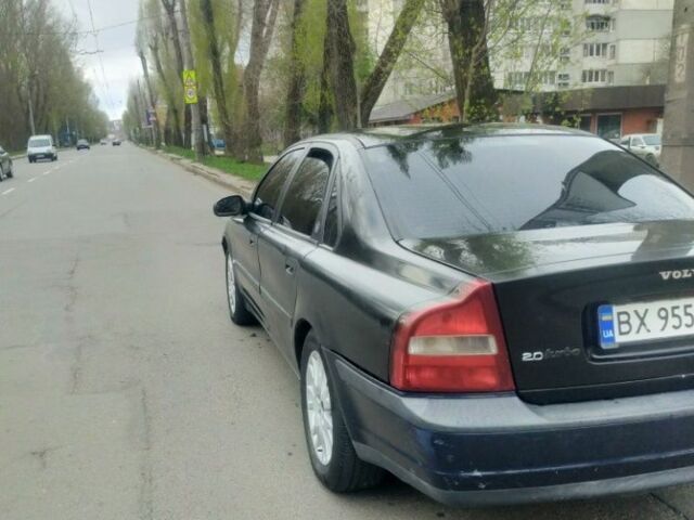 Черный Вольво С80, объемом двигателя 0 л и пробегом 345 тыс. км за 2999 $, фото 1 на Automoto.ua