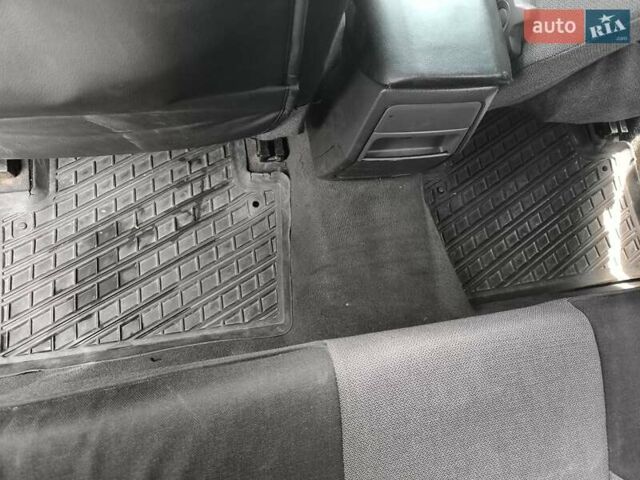 Черный Вольво С80, объемом двигателя 2.4 л и пробегом 395 тыс. км за 3500 $, фото 4 на Automoto.ua