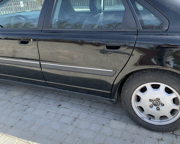 Черный Вольво С80, объемом двигателя 2.46 л и пробегом 278 тыс. км за 3900 $, фото 8 на Automoto.ua