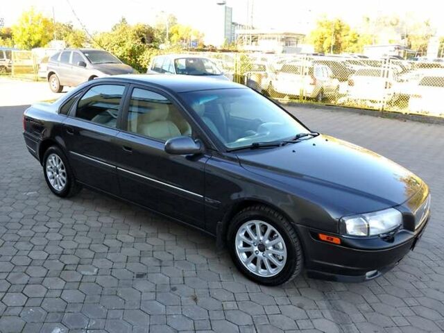 Чорний Вольво S80, об'ємом двигуна 2 л та пробігом 270 тис. км за 3500 $, фото 16 на Automoto.ua