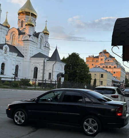 Черный Вольво С80, объемом двигателя 2.4 л и пробегом 350 тыс. км за 4000 $, фото 7 на Automoto.ua
