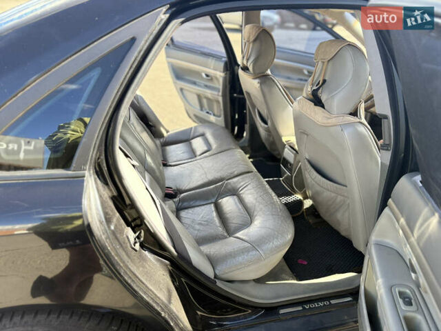 Черный Вольво С80, объемом двигателя 2.92 л и пробегом 286 тыс. км за 3799 $, фото 37 на Automoto.ua