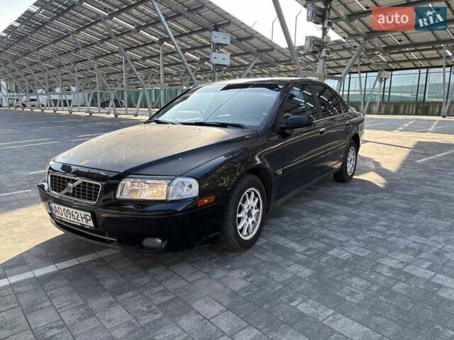 Черный Вольво С80, объемом двигателя 2.44 л и пробегом 350 тыс. км за 3500 $, фото 2 на Automoto.ua