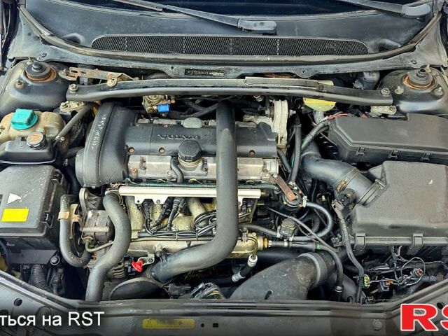 Чорний Вольво S80, об'ємом двигуна 2.4 л та пробігом 390 тис. км за 5000 $, фото 12 на Automoto.ua