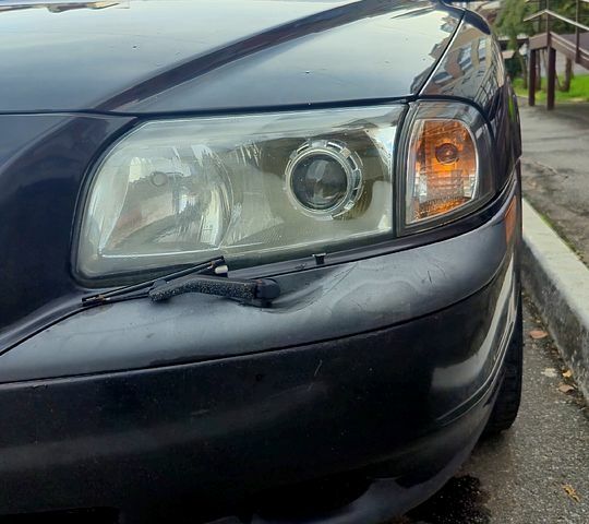 Чорний Вольво S80, об'ємом двигуна 2.4 л та пробігом 390 тис. км за 5000 $, фото 6 на Automoto.ua