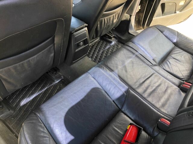 Черный Вольво С80, объемом двигателя 2.4 л и пробегом 347 тыс. км за 3500 $, фото 16 на Automoto.ua