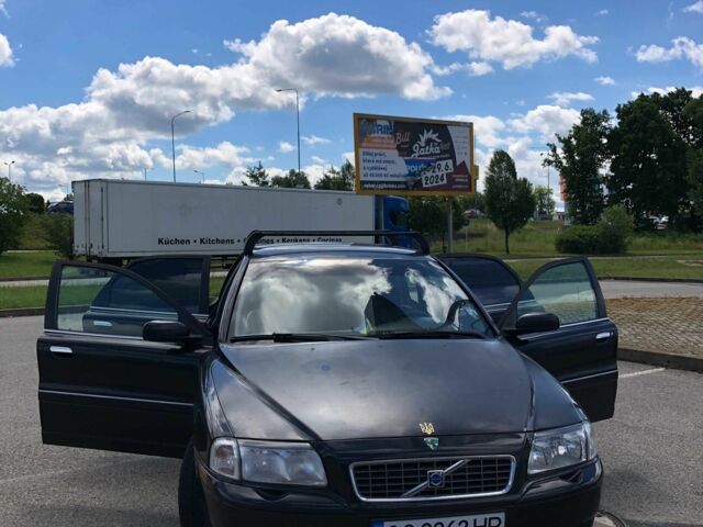 Черный Вольво С80, объемом двигателя 2.4 л и пробегом 347 тыс. км за 3500 $, фото 1 на Automoto.ua