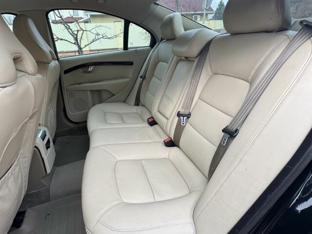 Черный Вольво С80, объемом двигателя 3.2 л и пробегом 349 тыс. км за 8900 $, фото 19 на Automoto.ua