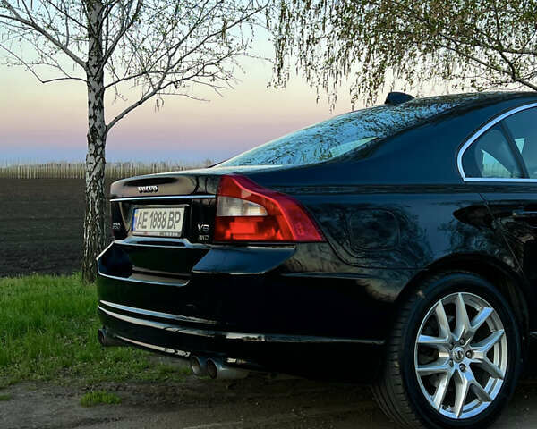 Чорний Вольво S80, об'ємом двигуна 4.4 л та пробігом 293 тис. км за 11500 $, фото 2 на Automoto.ua