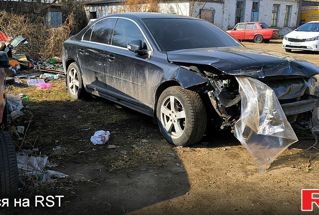 Черный Вольво С80, объемом двигателя 32 л и пробегом 318 тыс. км за 4500 $, фото 10 на Automoto.ua