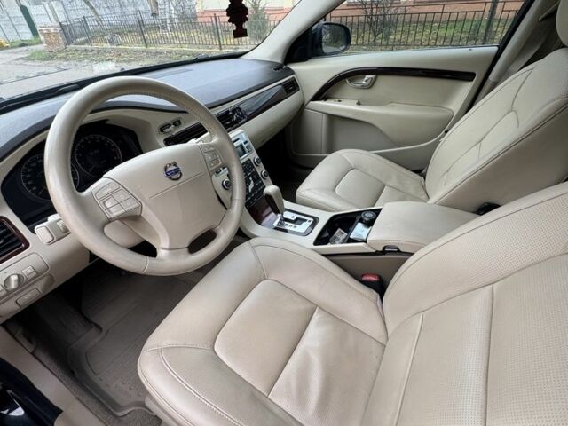 Черный Вольво С80, объемом двигателя 3.2 л и пробегом 349 тыс. км за 8900 $, фото 5 на Automoto.ua