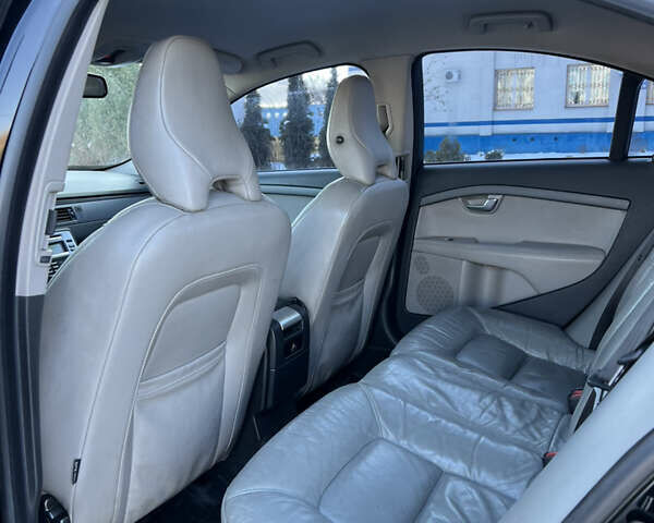 Черный Вольво С80, объемом двигателя 1.98 л и пробегом 209 тыс. км за 7800 $, фото 20 на Automoto.ua