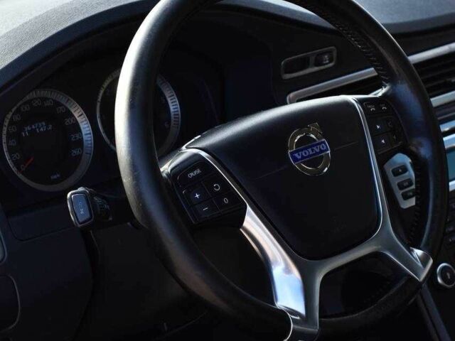 Черный Вольво С80, объемом двигателя 2 л и пробегом 365 тыс. км за 9499 $, фото 9 на Automoto.ua