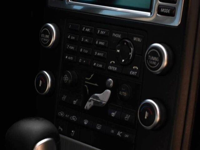 Черный Вольво С80, объемом двигателя 2 л и пробегом 365 тыс. км за 9499 $, фото 15 на Automoto.ua