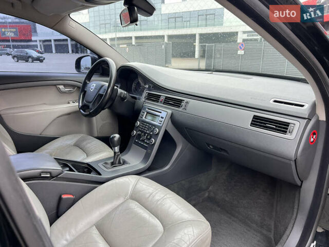 Чорний Вольво S80, об'ємом двигуна 2 л та пробігом 209 тис. км за 6800 $, фото 18 на Automoto.ua