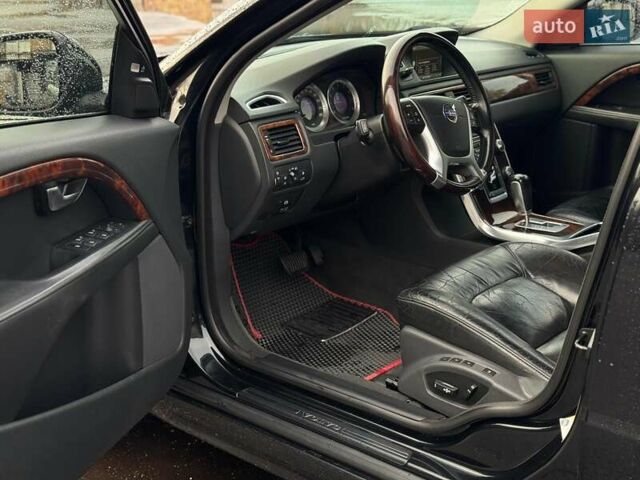 Черный Вольво С80, объемом двигателя 3 л и пробегом 282 тыс. км за 11290 $, фото 20 на Automoto.ua