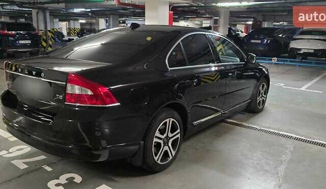 Черный Вольво С80, объемом двигателя 1.97 л и пробегом 184 тыс. км за 13500 $, фото 3 на Automoto.ua