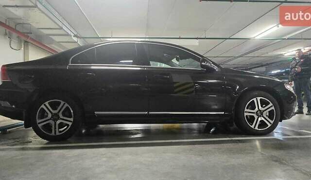 Черный Вольво С80, объемом двигателя 1.97 л и пробегом 184 тыс. км за 13500 $, фото 12 на Automoto.ua