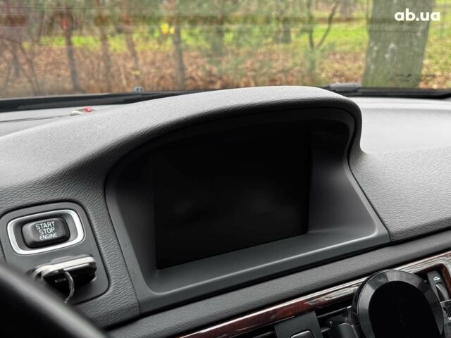 Чорний Вольво S80, об'ємом двигуна 2 л та пробігом 186 тис. км за 13990 $, фото 23 на Automoto.ua