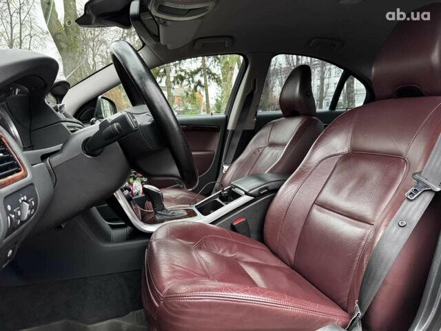 Чорний Вольво S80, об'ємом двигуна 2 л та пробігом 186 тис. км за 13990 $, фото 21 на Automoto.ua