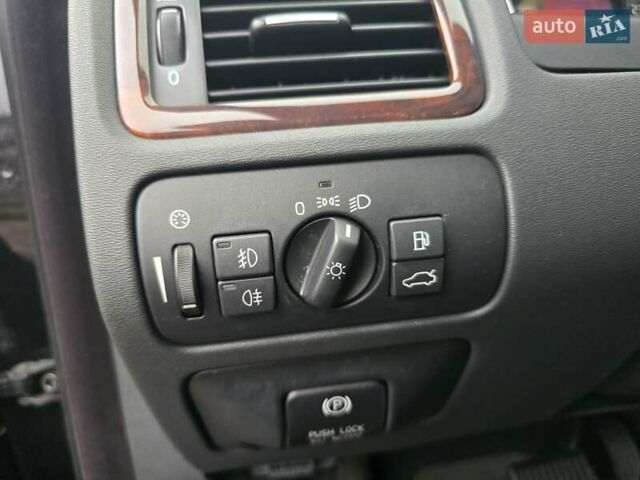 Чорний Вольво S80, об'ємом двигуна 2 л та пробігом 190 тис. км за 11900 $, фото 26 на Automoto.ua