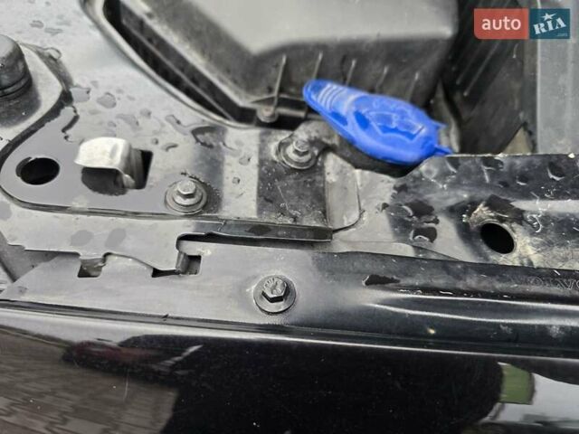 Чорний Вольво S80, об'ємом двигуна 2 л та пробігом 190 тис. км за 11900 $, фото 30 на Automoto.ua