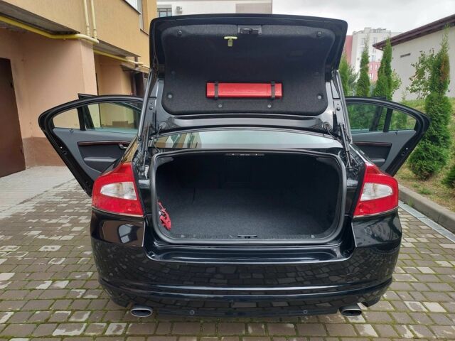 Чорний Вольво S80, об'ємом двигуна 3 л та пробігом 217 тис. км за 13700 $, фото 12 на Automoto.ua