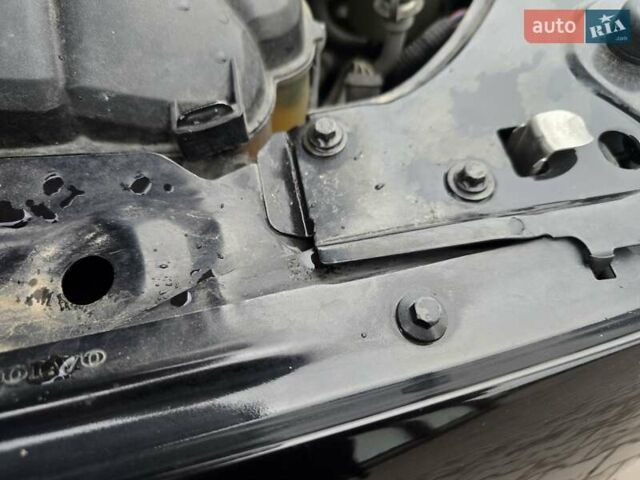 Чорний Вольво S80, об'ємом двигуна 2 л та пробігом 190 тис. км за 11900 $, фото 29 на Automoto.ua