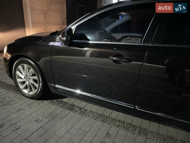 Черный Вольво С80, объемом двигателя 2 л и пробегом 186 тыс. км за 12700 $, фото 8 на Automoto.ua