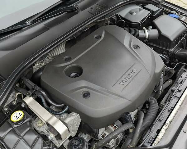 Черный Вольво С80, объемом двигателя 2 л и пробегом 136 тыс. км за 17300 $, фото 73 на Automoto.ua