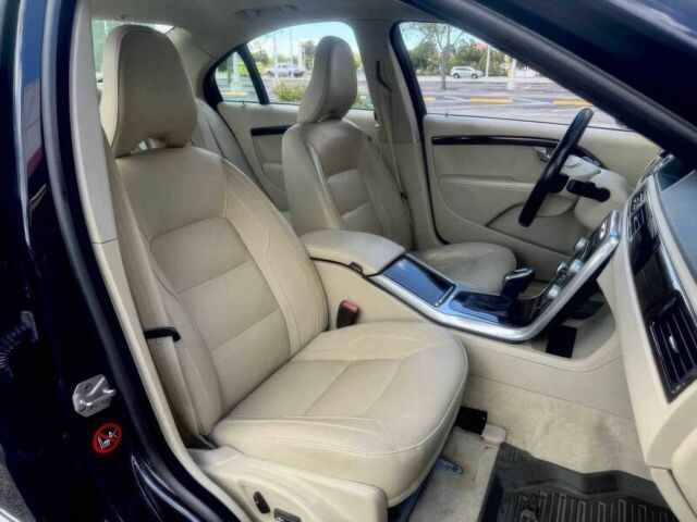 Черный Вольво С80, объемом двигателя 2 л и пробегом 77 тыс. км за 4000 $, фото 5 на Automoto.ua