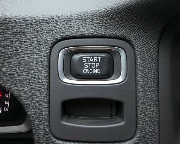 Черный Вольво С80, объемом двигателя 2 л и пробегом 136 тыс. км за 17300 $, фото 28 на Automoto.ua