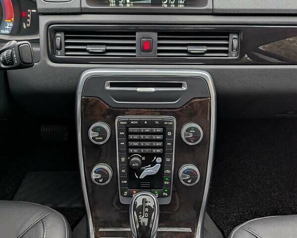 Черный Вольво С80, объемом двигателя 2 л и пробегом 136 тыс. км за 17300 $, фото 53 на Automoto.ua